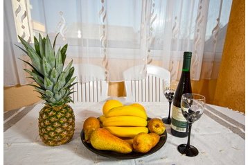 Czarnogóra Privát Ulcinj, Zewnątrz